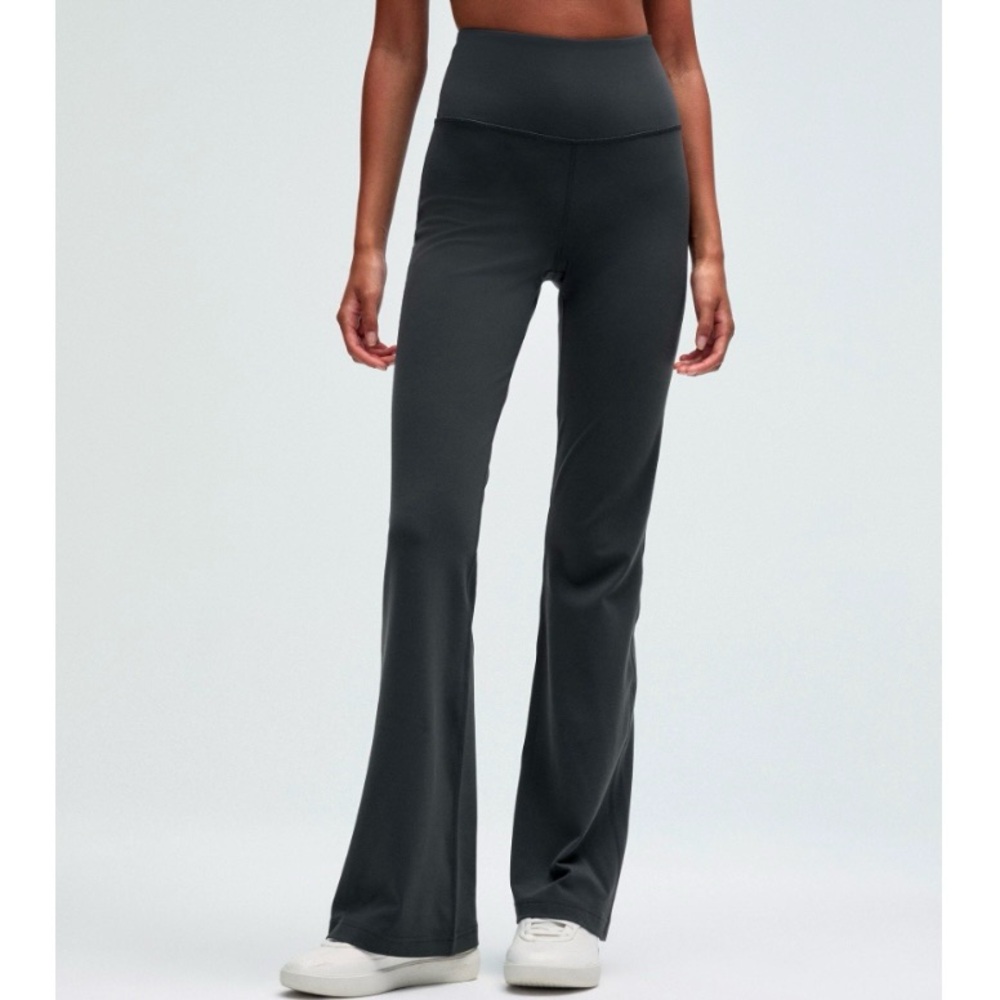 Lululemon Groove Super-High-Rise Flare Size 4 Nulu Graphite